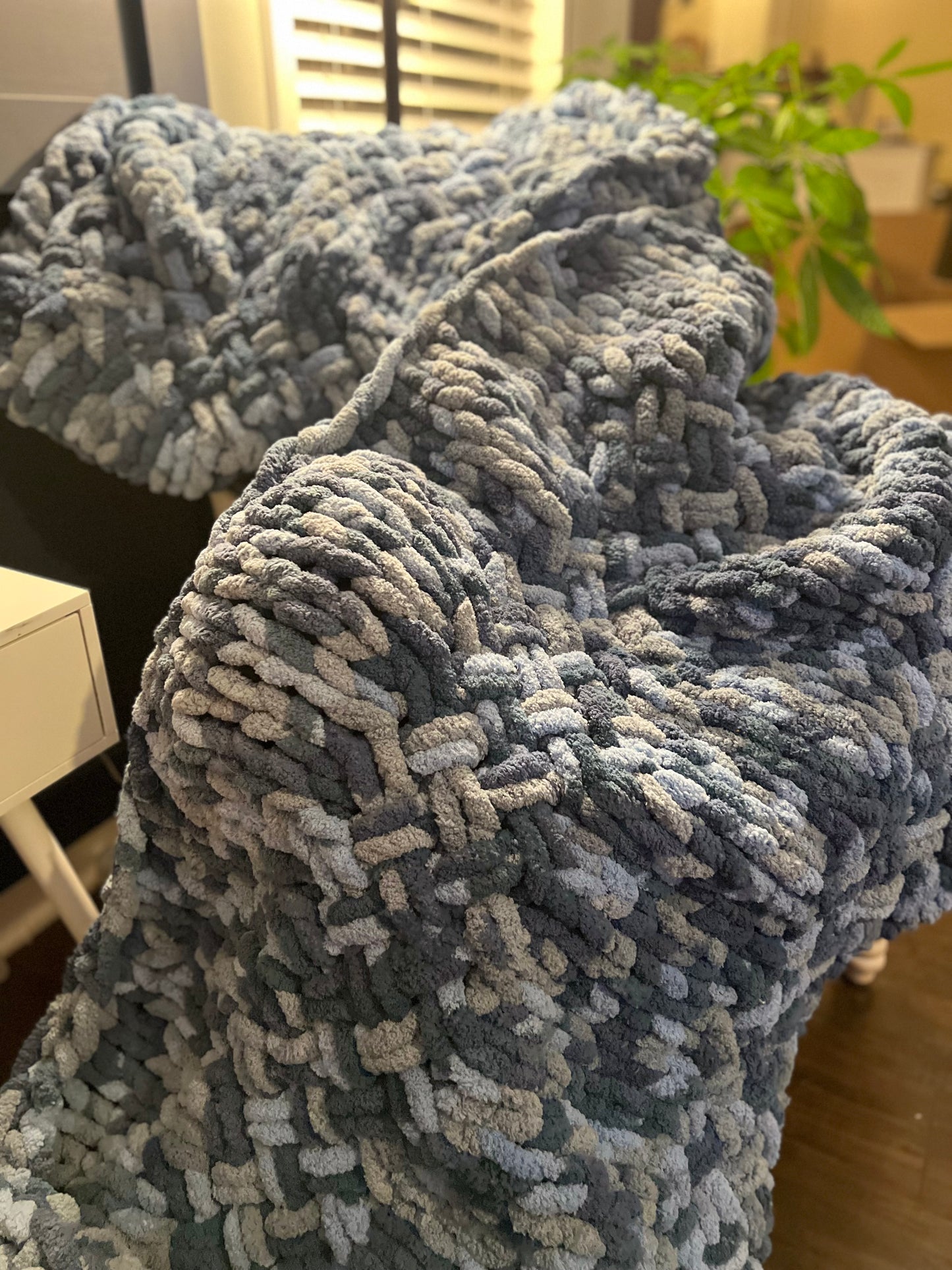 CUSTOM MADE - Chunky Knit Throw